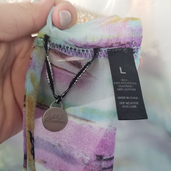 BKE Boutique‎ Printed Chiffon and Lace Tank - Picture 3 of 5